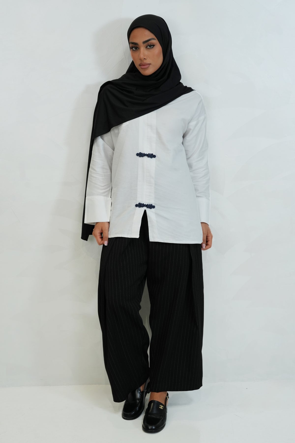 HIJAB LIQUID SILK — ONYX BLACK