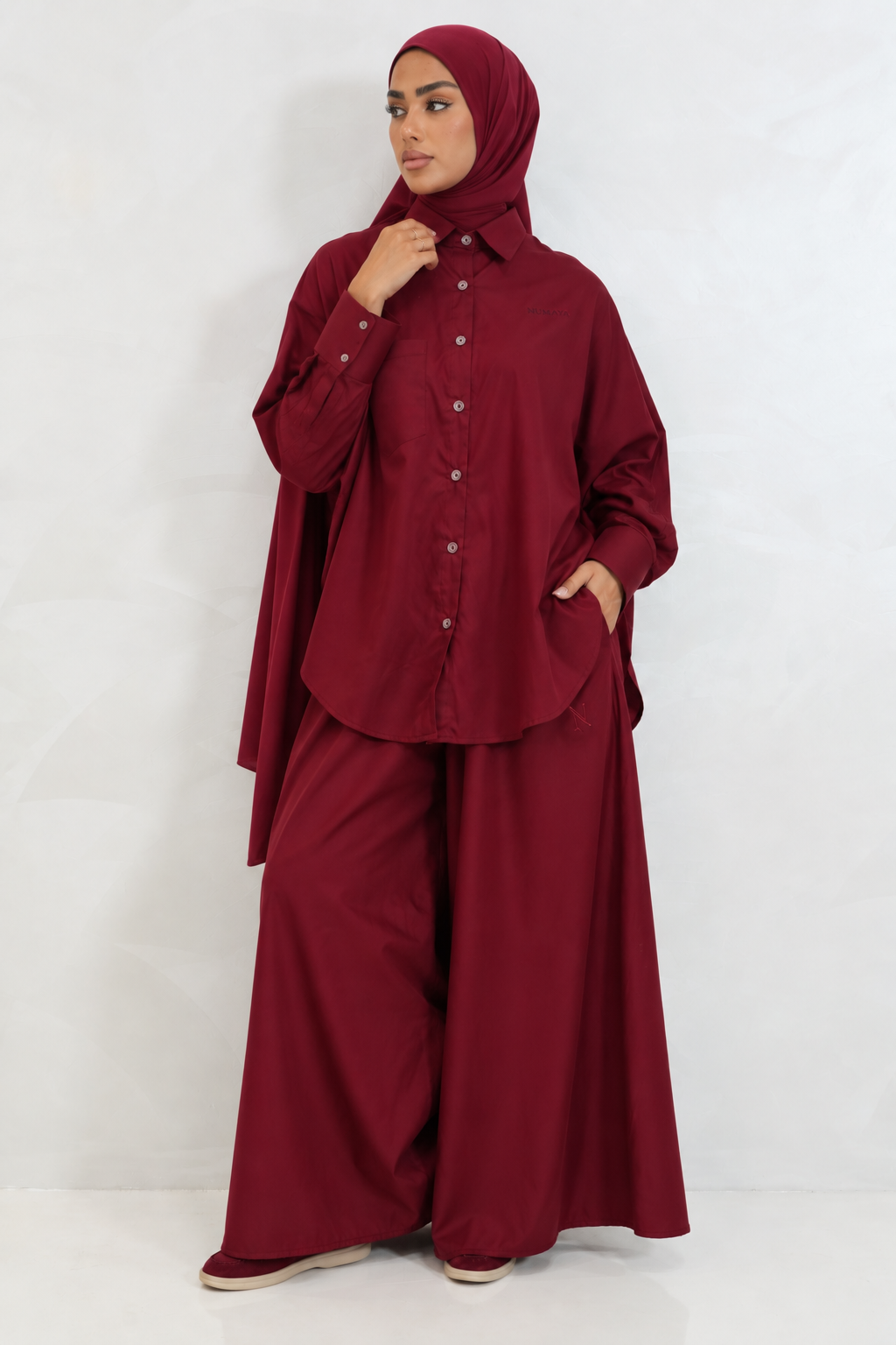 ENSEMBLE OVERSIZE YARA — DEEP BURGUNDY