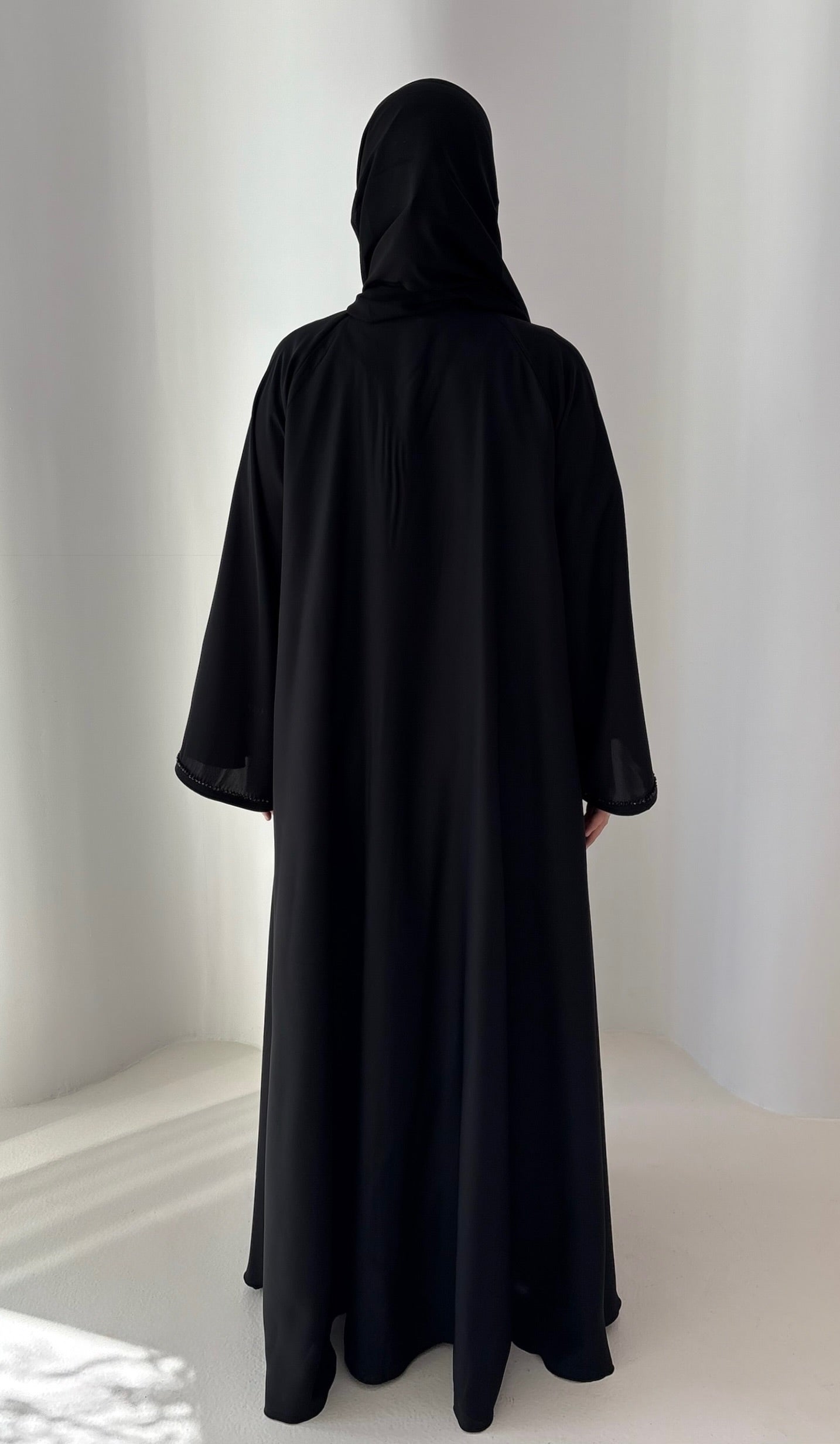 INAYA CLASSIC FLOW ABAYA