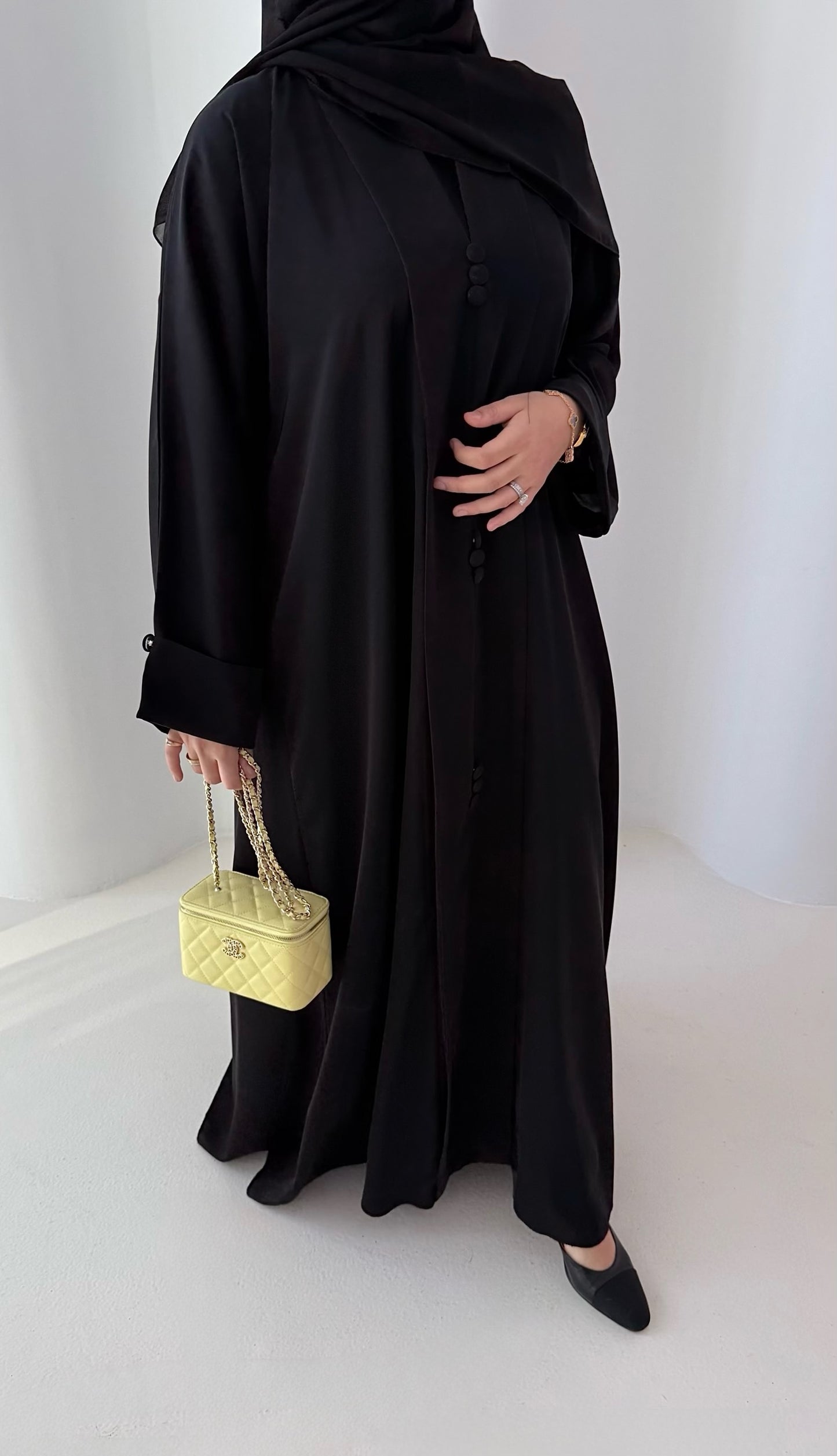 LENNA TIMELESS BLACK ABAYA